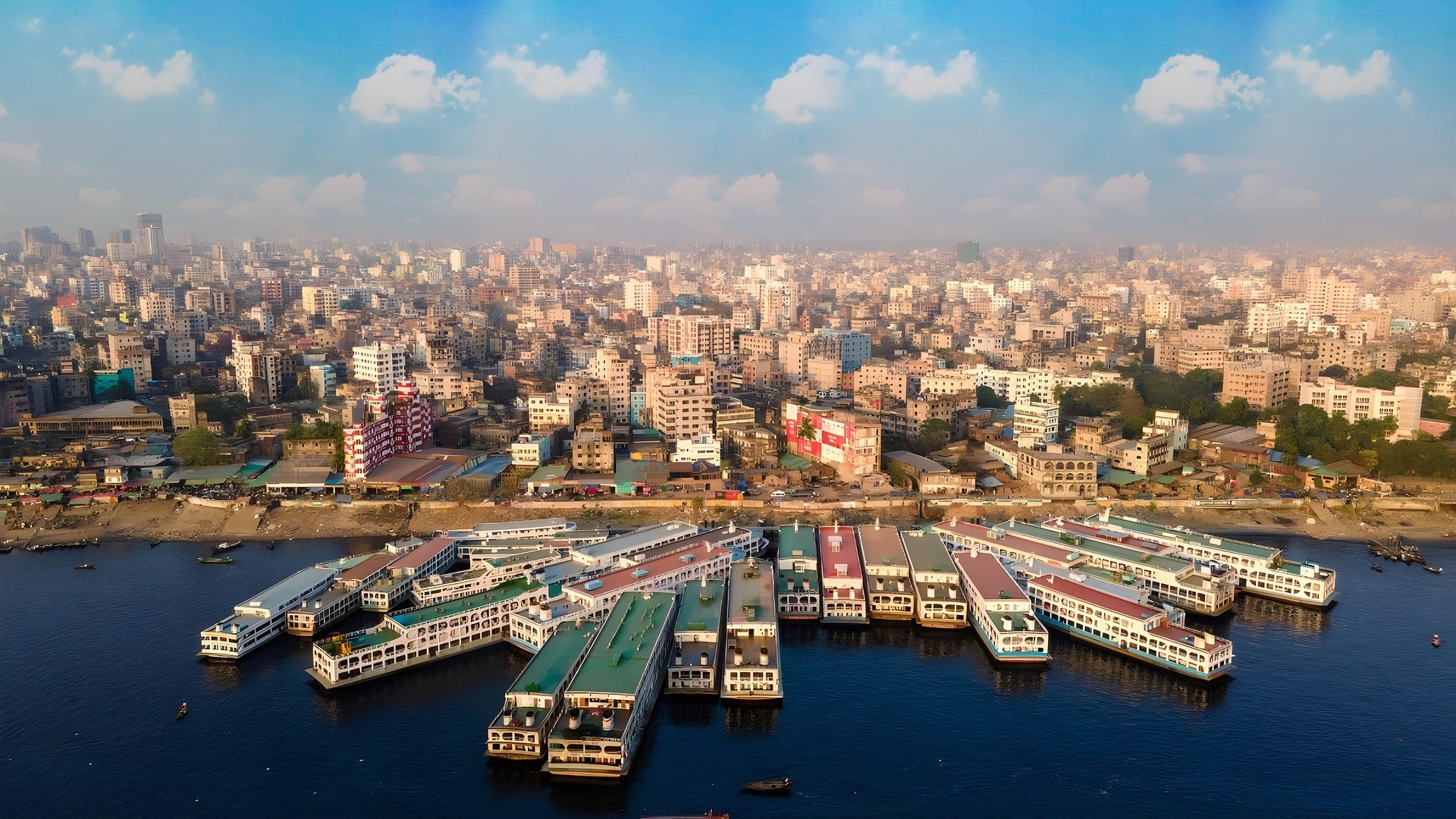 Dhaka – The Chaos, Colors & Charm of South Asia